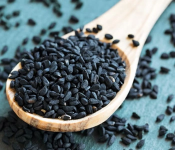 Naturally processed black cumin seeds suitable for food and wellness applications